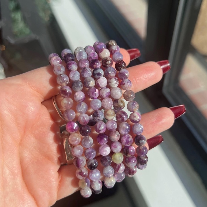 Bracelet en épidolite avec perles en crystal de mica